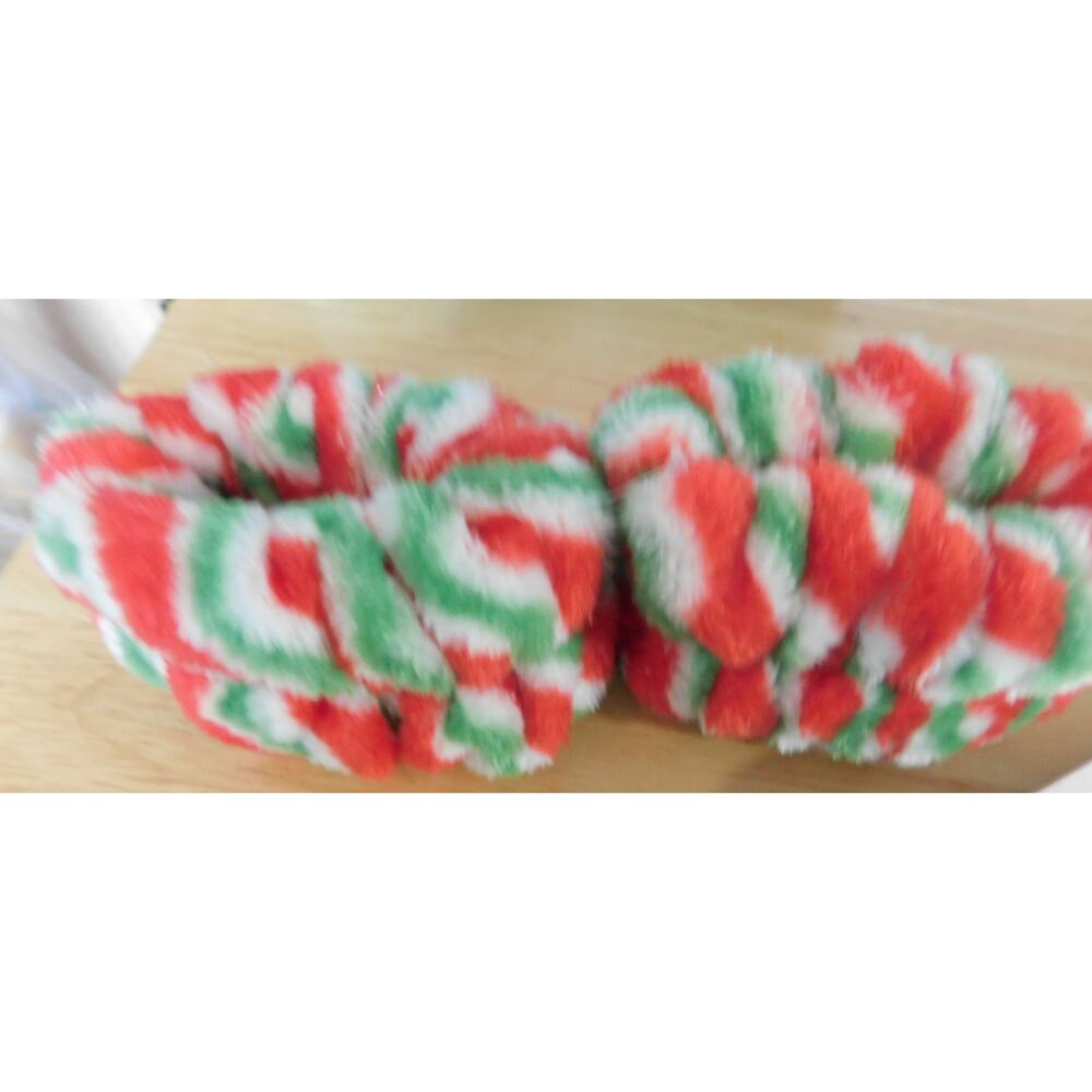 Creatology White, Green,  & Red Spa Wristbands  New